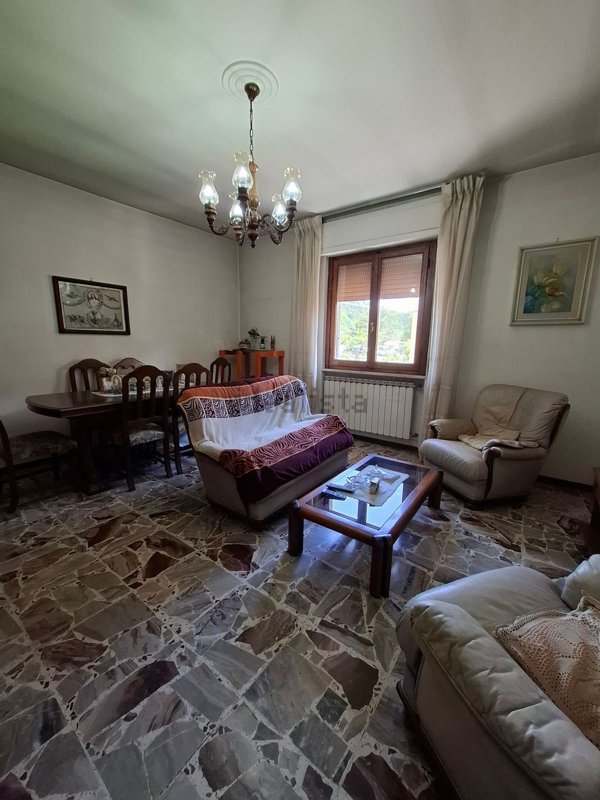 appartamento in vendita a Castel Focognano in zona Rassina