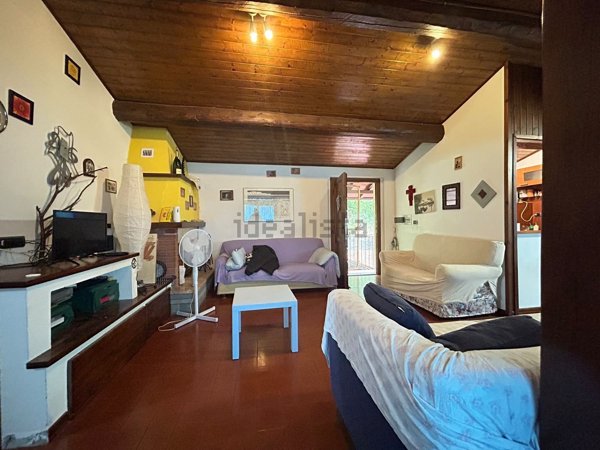 appartamento in vendita a Castel Focognano in zona Rassina