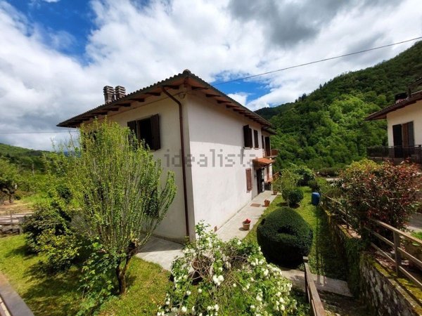 casa indipendente in vendita a Castel San Niccolò