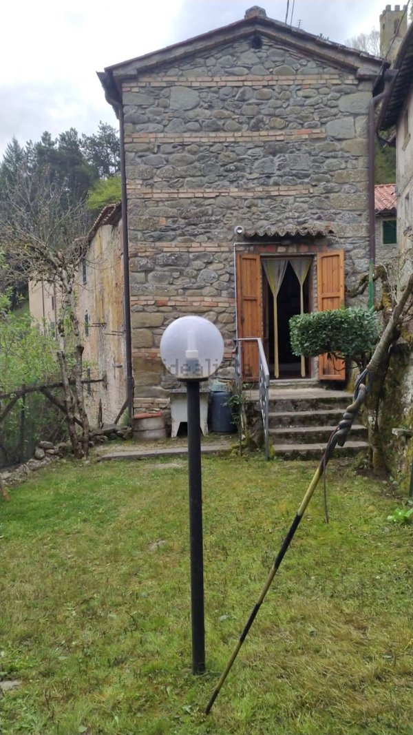 casa indipendente in vendita a Castel San Niccolò