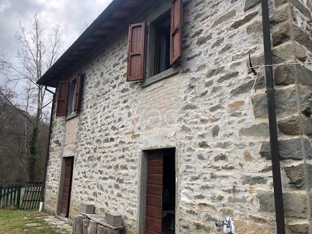 appartamento in vendita a Castel San Niccolò in zona Cetica