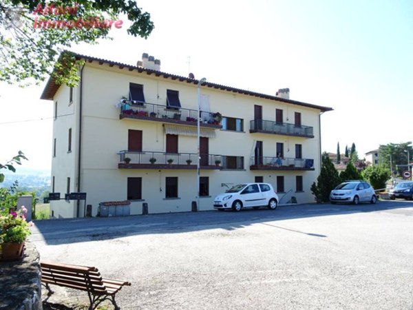 appartamento in vendita a Castel San Niccolò in zona Borgo alla Collina