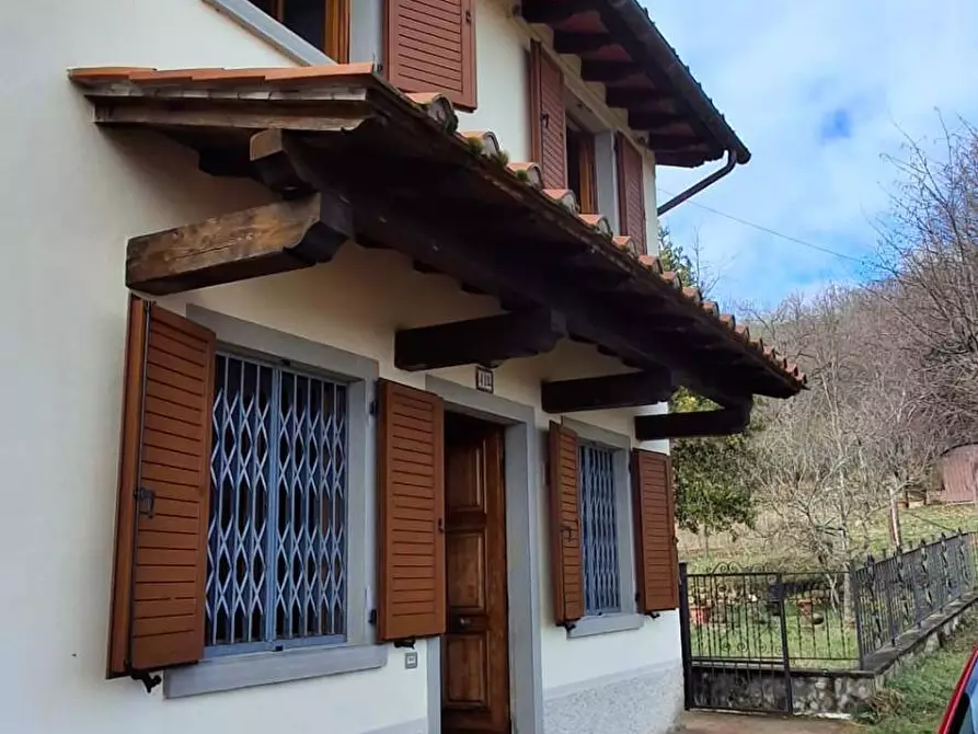 casa indipendente in vendita a Castel San Niccolò in zona Cetica