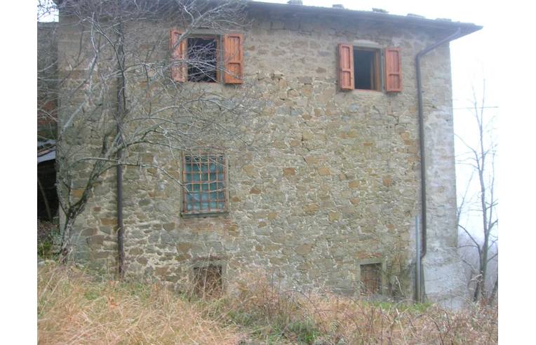 casa indipendente in vendita a Castel San Niccolò in zona Battifolle