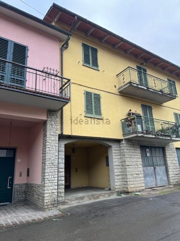 appartamento in vendita a Castel San Niccolò in zona Prato di Strada