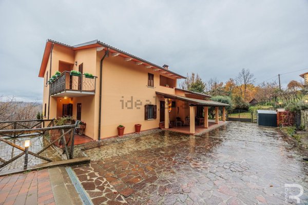 casa indipendente in vendita a Castel San Niccolò