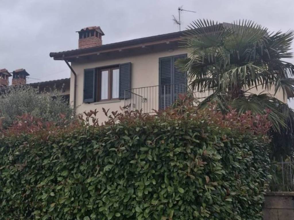 casa indipendente in vendita a Castel San Niccolò in zona Borgo alla Collina