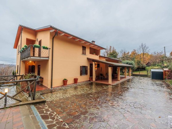 casa indipendente in vendita a Castel San Niccolò