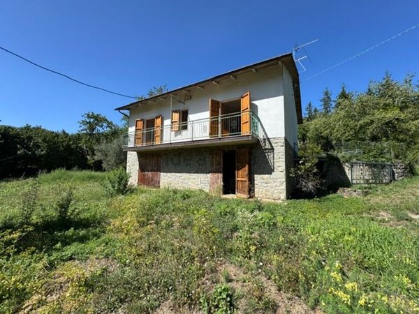 casa indipendente in vendita a Castel San Niccolò in zona Cetica
