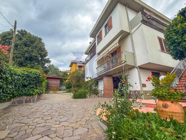 casa indipendente in vendita a Castiglion Fibocchi