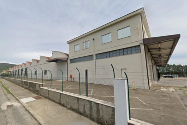 locale commerciale in vendita a Castiglion Fibocchi