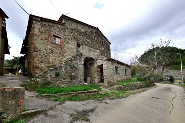 casa indipendente in vendita a Castiglion Fiorentino in zona Pieve di Chio