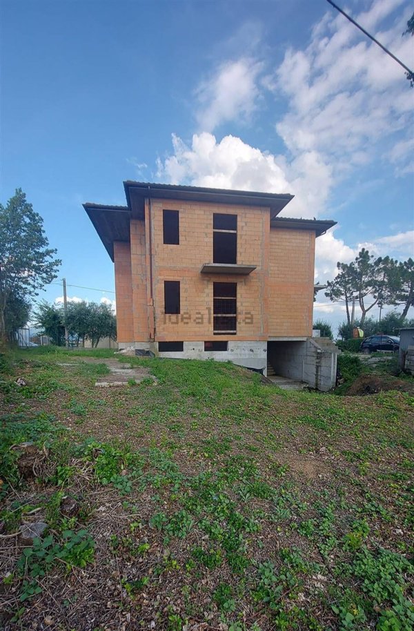 casa indipendente in vendita a Castiglion Fiorentino in zona Brolio