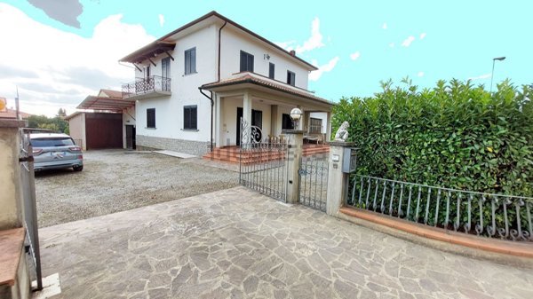 casa indipendente in vendita a Castiglion Fiorentino