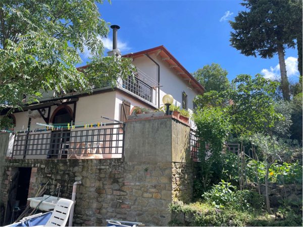 casa indipendente in vendita a Castiglion Fiorentino