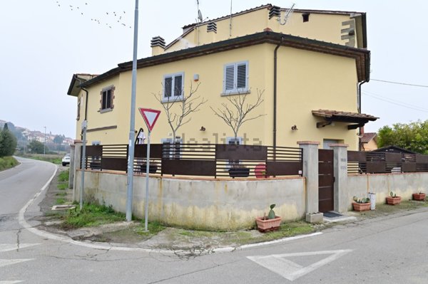 appartamento in vendita a Castiglion Fiorentino