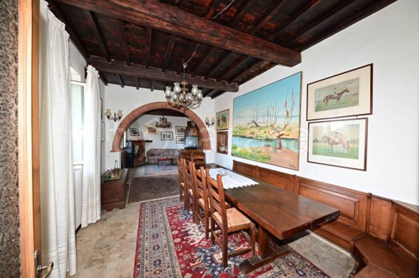 casa indipendente in vendita a Castiglion Fiorentino in zona Castroncello