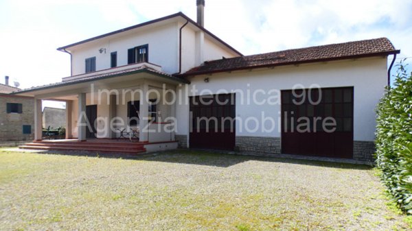 casa indipendente in vendita a Castiglion Fiorentino