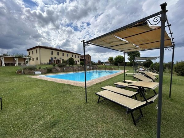 casa indipendente in vendita a Castiglion Fiorentino