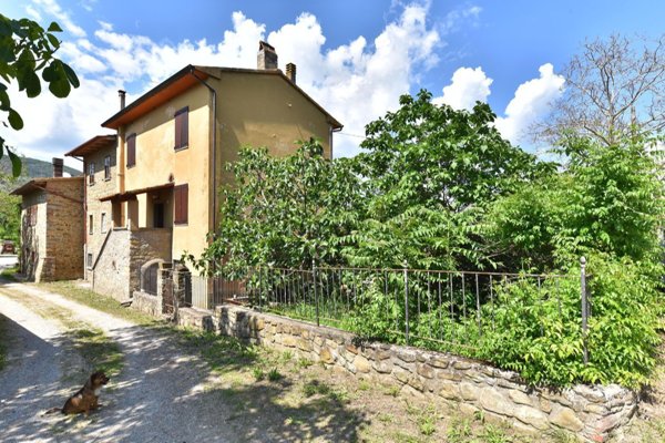 casa indipendente in vendita a Castiglion Fiorentino