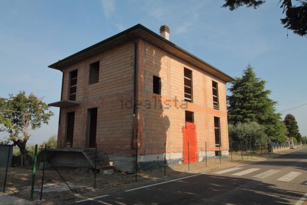 casa indipendente in vendita a Castiglion Fiorentino in zona Brolio