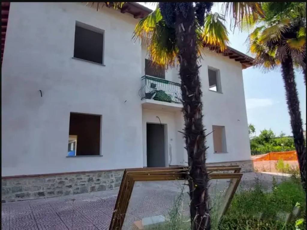 casa indipendente in vendita a Castiglion Fiorentino