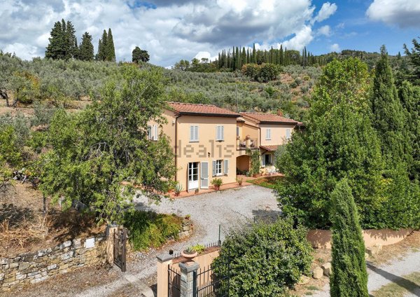 casa indipendente in vendita a Castiglion Fiorentino