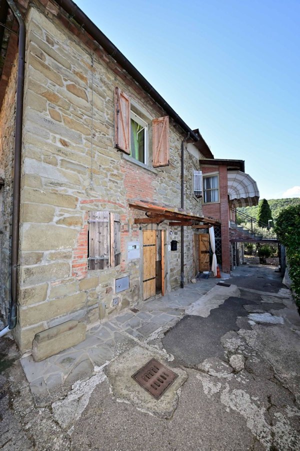 casa indipendente in vendita a Castiglion Fiorentino