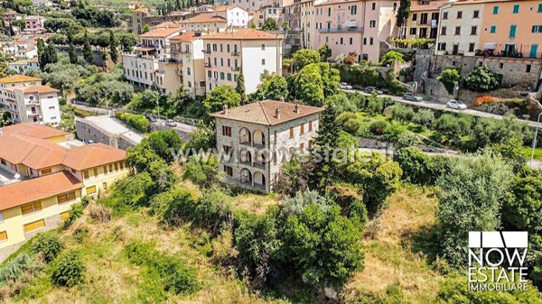casa indipendente in vendita a Castiglion Fiorentino