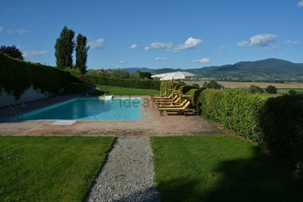 appartamento in vendita a Castiglion Fiorentino in zona Castroncello