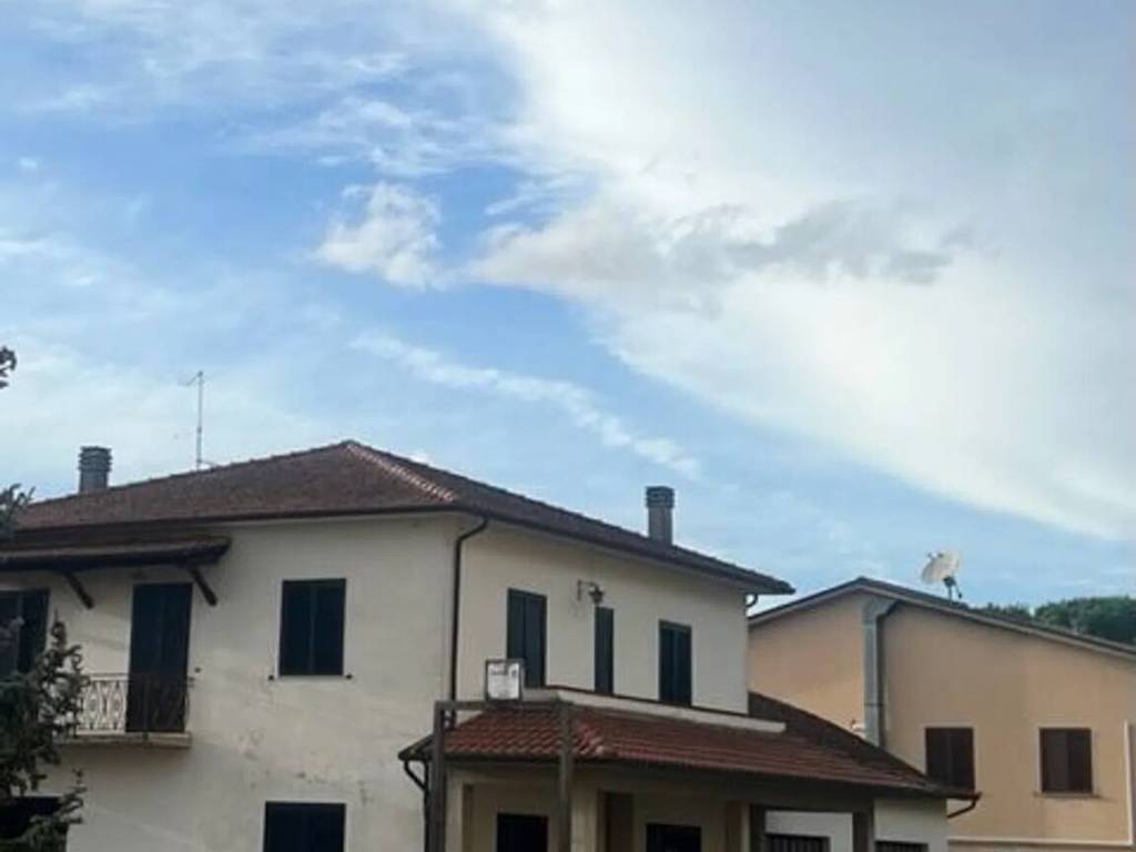 casa indipendente in vendita a Castiglion Fiorentino