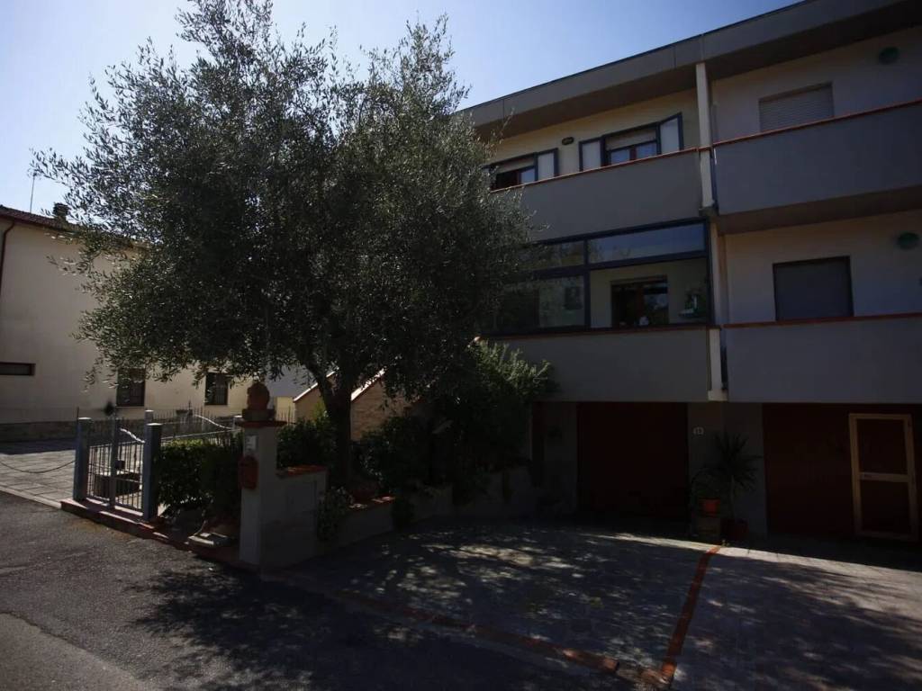 casa indipendente in vendita a Castiglion Fiorentino