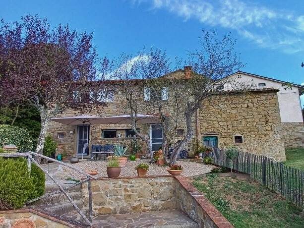 casa indipendente in vendita a Castiglion Fiorentino in zona Mammi