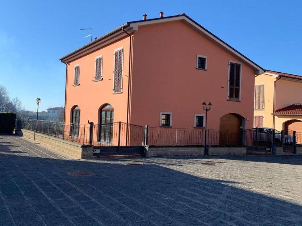 casa indipendente in vendita a Castiglion Fiorentino