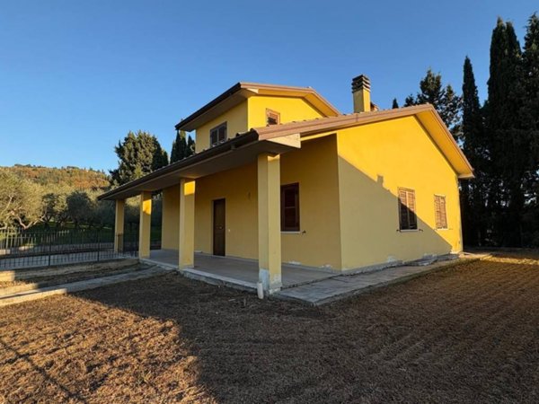 casa indipendente in vendita a Castiglion Fiorentino