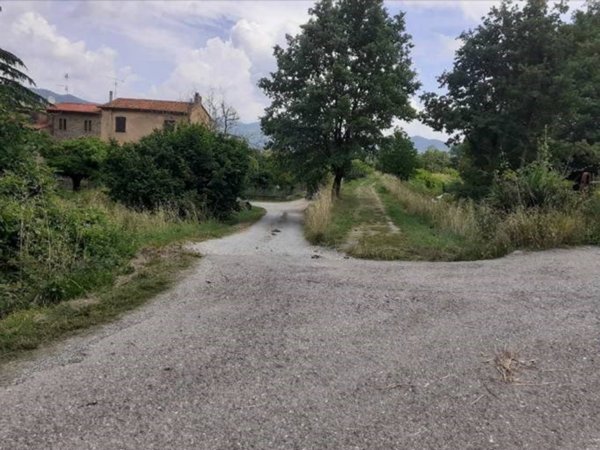 appartamento in vendita a Castiglion Fiorentino in zona Pergognano