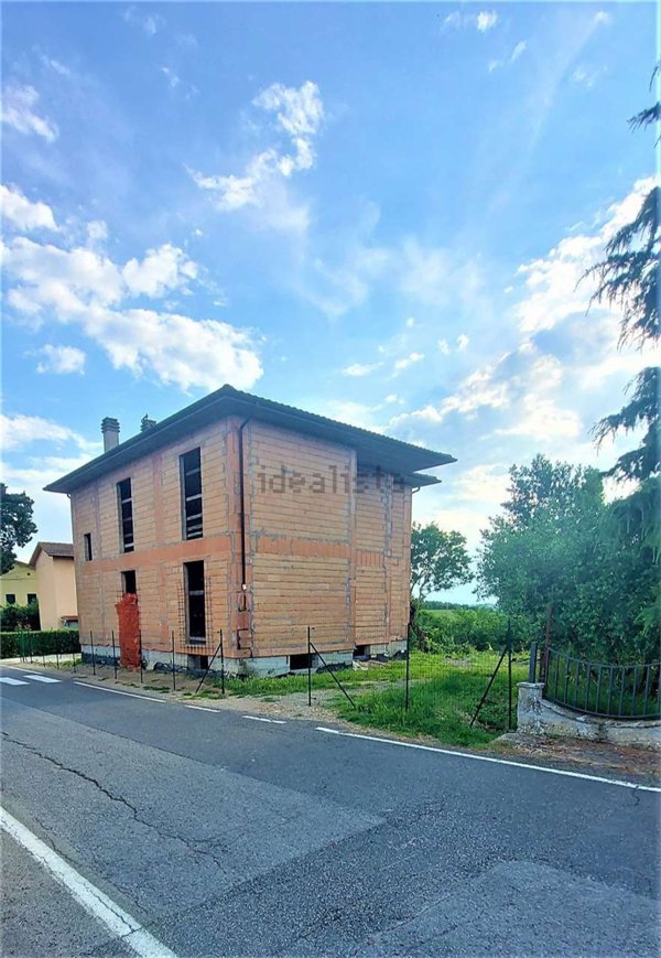 casa semindipendente in vendita a Castiglion Fiorentino