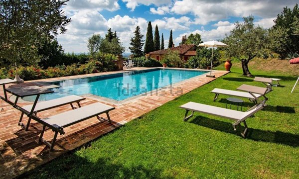 casale in vendita a Castiglion Fiorentino