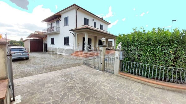 casa indipendente in vendita a Castiglion Fiorentino
