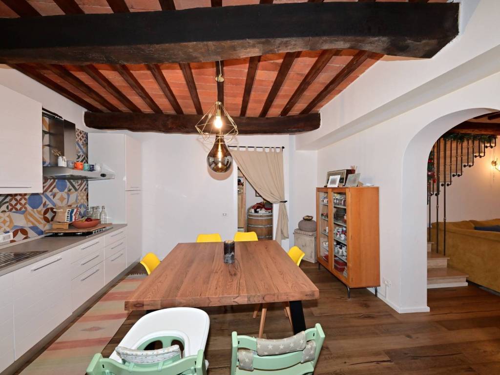 casa indipendente in vendita a Castiglion Fiorentino