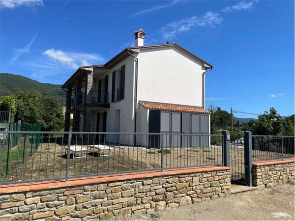 casa indipendente in vendita a Castiglion Fiorentino