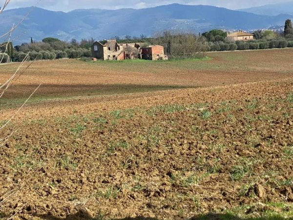 casa indipendente in vendita a Castiglion Fiorentino