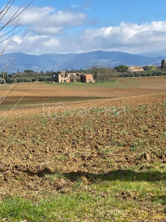 casa indipendente in vendita a Castiglion Fiorentino