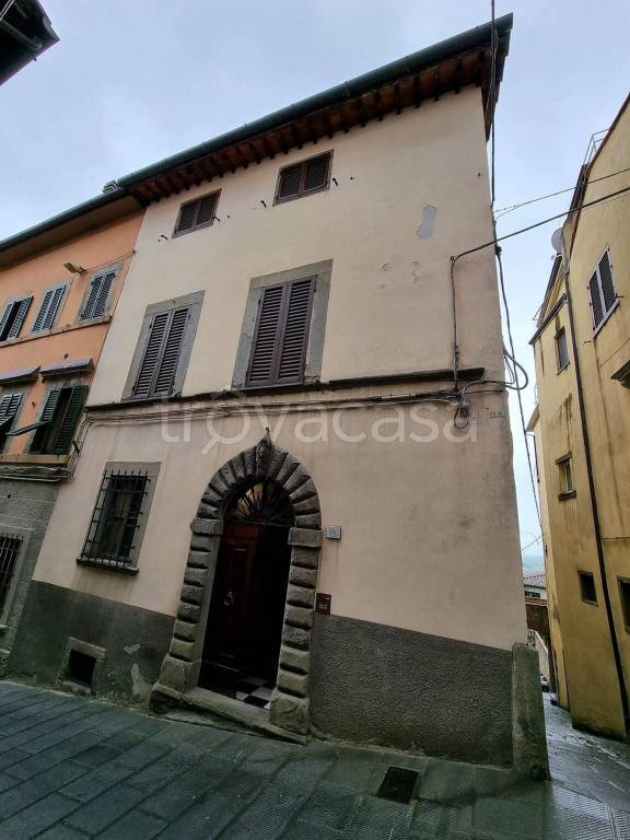 casa indipendente in vendita a Castiglion Fiorentino