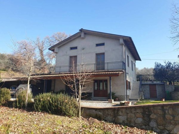 casa indipendente in vendita a Castiglion Fiorentino