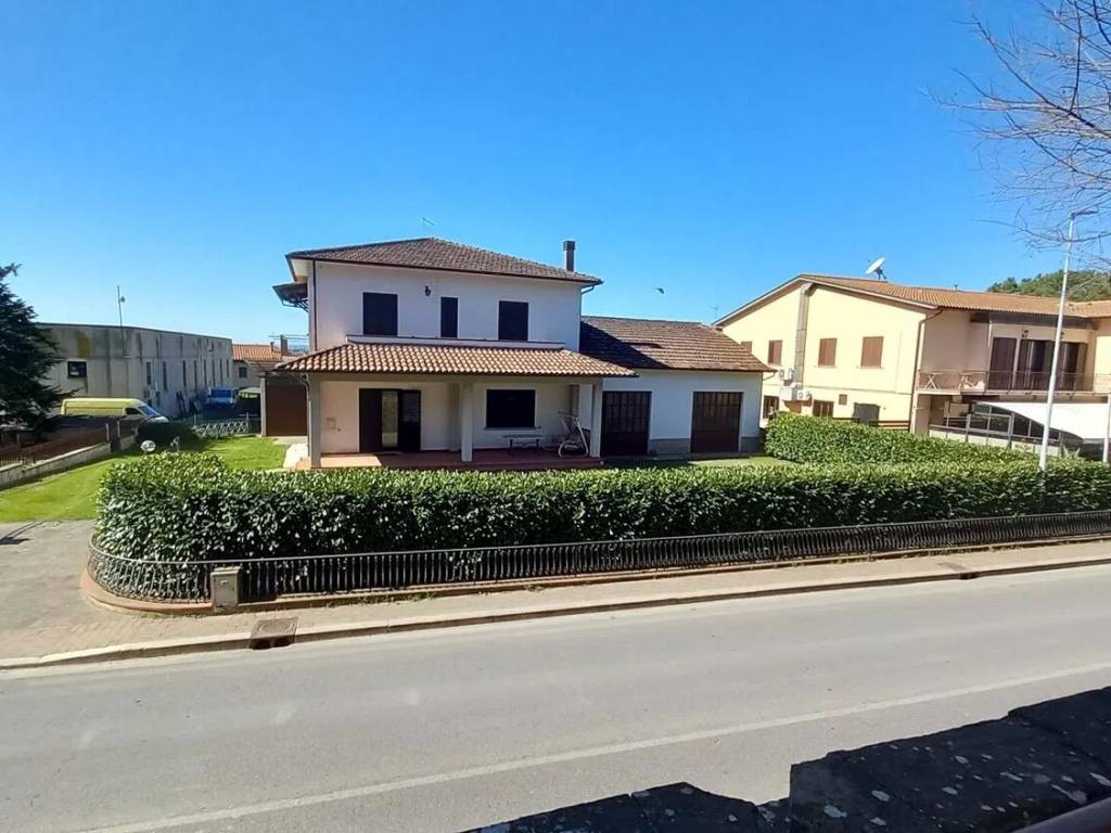 casa indipendente in vendita a Castiglion Fiorentino