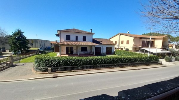 casa indipendente in vendita a Castiglion Fiorentino