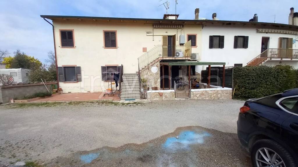 appartamento in vendita a Castiglion Fiorentino in zona Castroncello