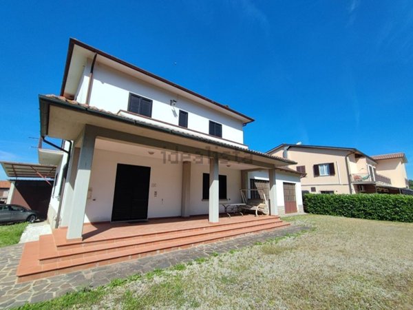 casa indipendente in vendita a Castiglion Fiorentino