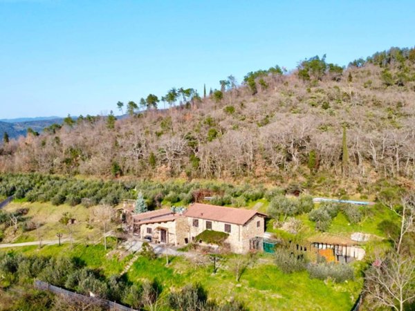 casa indipendente in vendita a Castiglion Fiorentino